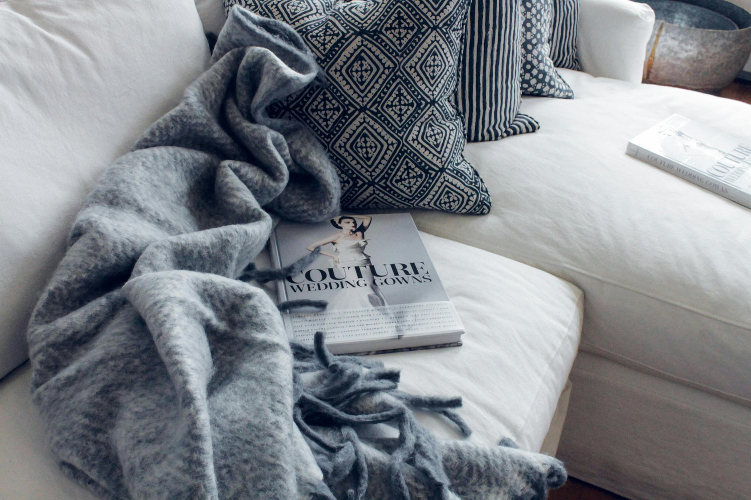 Cozy Cushions – Embrace Comfort & Style