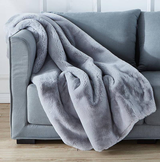 Cassilda Luxury Grey Chinchilla Faux Fur Throw Blanket – Ultra-Soft & Plush