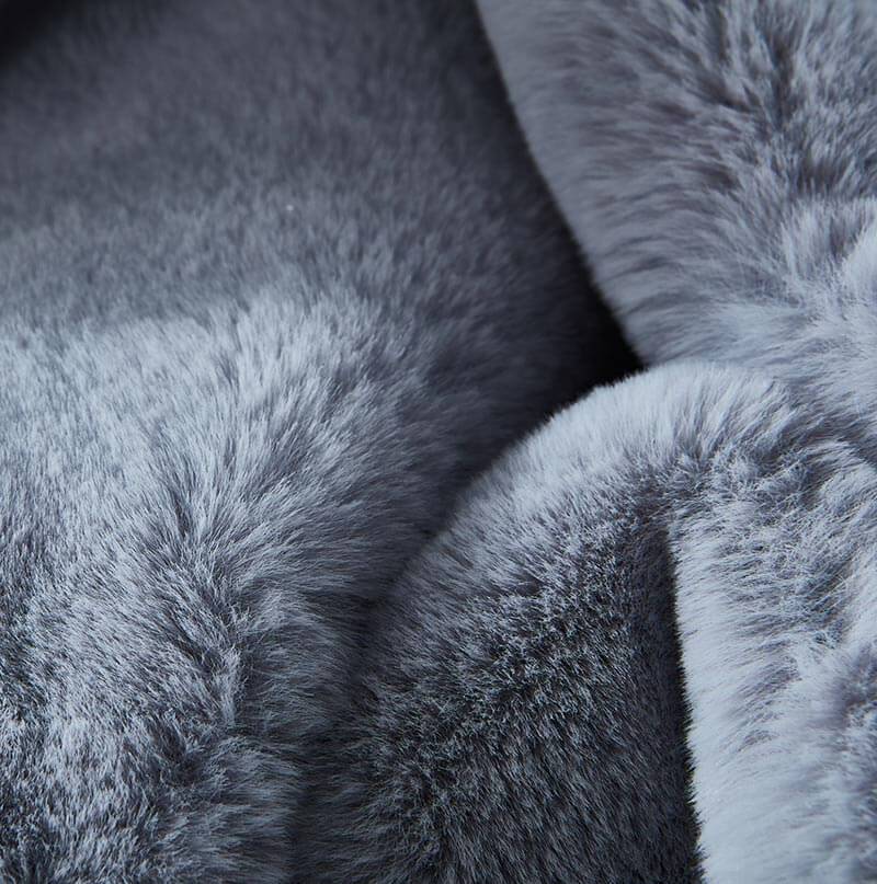 Cassilda Luxury Grey Chinchilla Faux Fur Throw Blanket – Ultra-Soft & Plush