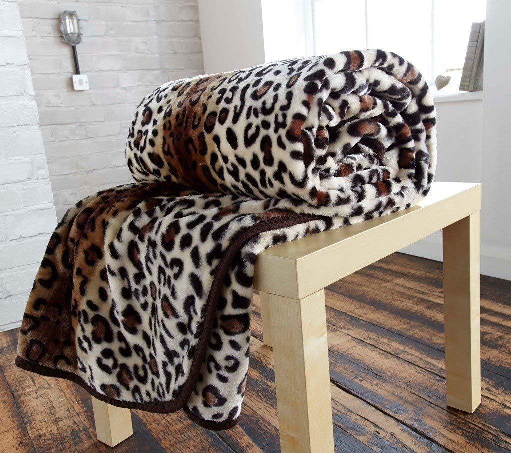 Faux Fur Throw Blanket – Extra Soft, Warm & Luxurious Leopard Print